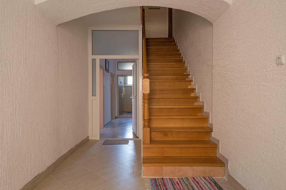 Apartmani Pod Nehajem 塞尼 外观 照片